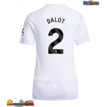 Camisa de Futebol Manchester United Diogo Dalot #2 Equipamento Secundário Mulheres 2025-26 Manga Curta
